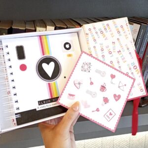 Pronta Entrega - Kit Instantes - Álbum de fotos com caixa e adesivos