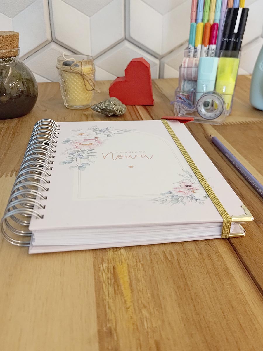 Coleção Amor que Floresce - Planner da noiva personalizado