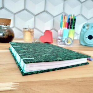 Caderno de anotações - sem pauta, pontilhado, quadriculado ou com linhas